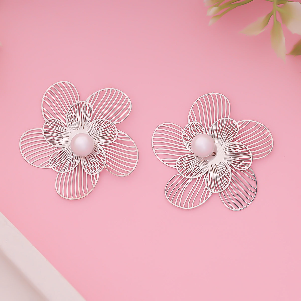 Silver Wisp Flower Earrings