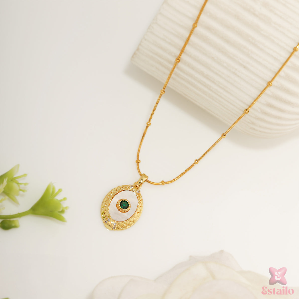 Emerald Gaze Pendant