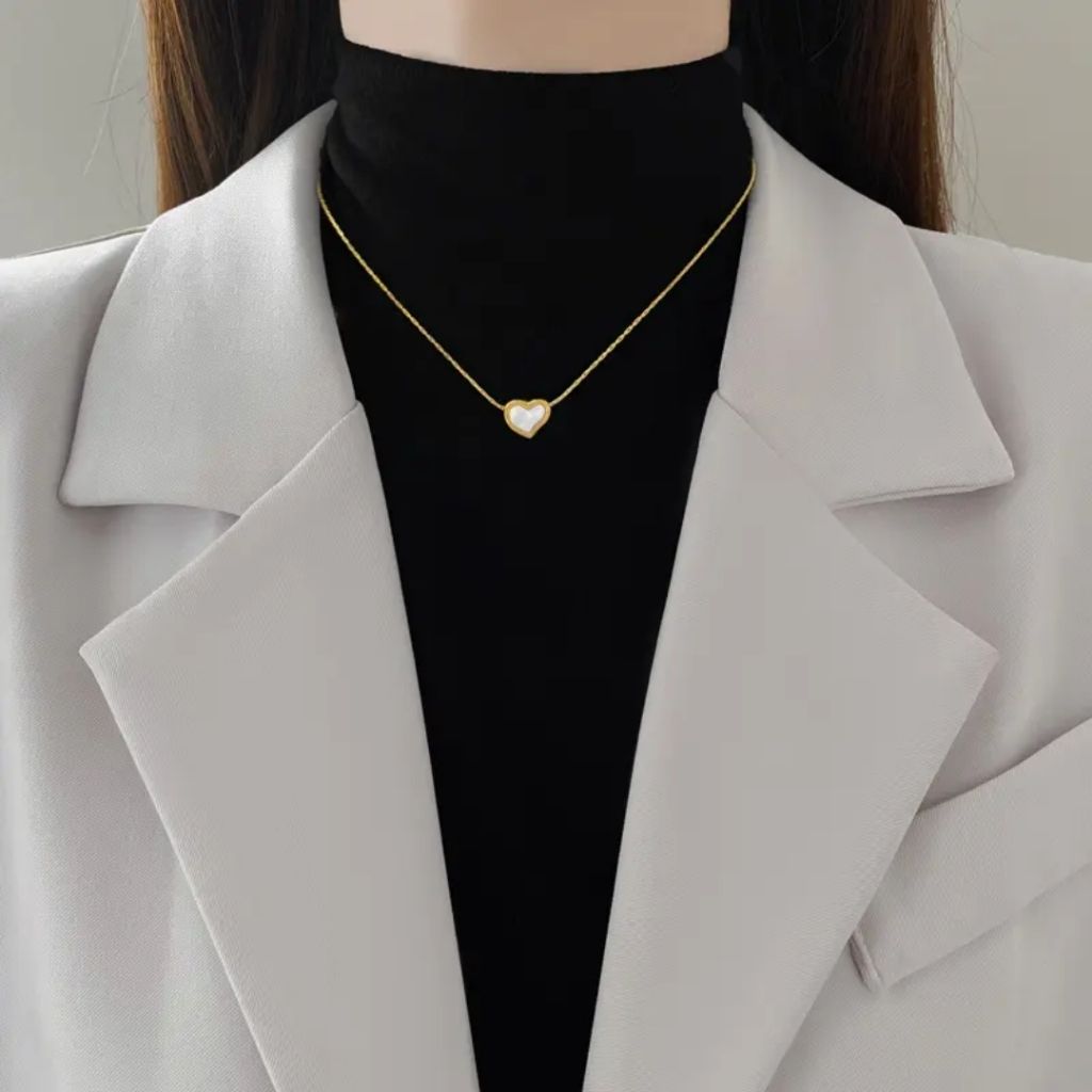 Sweetheart Shine Necklace