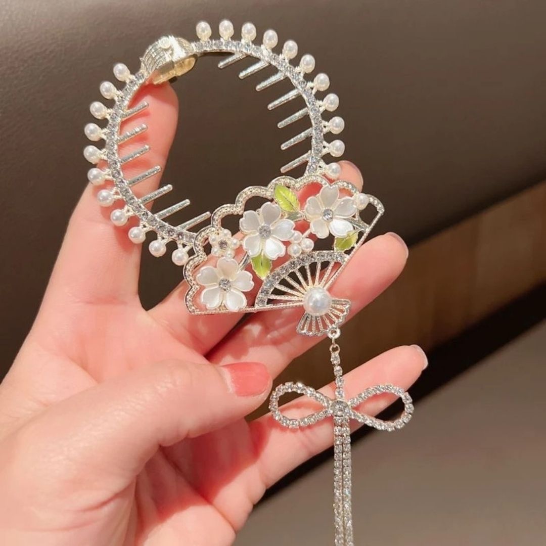 Floral Pearl Hair Clip