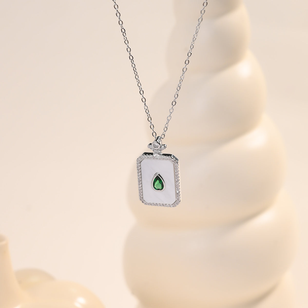 Emerald Drizzle Necklace