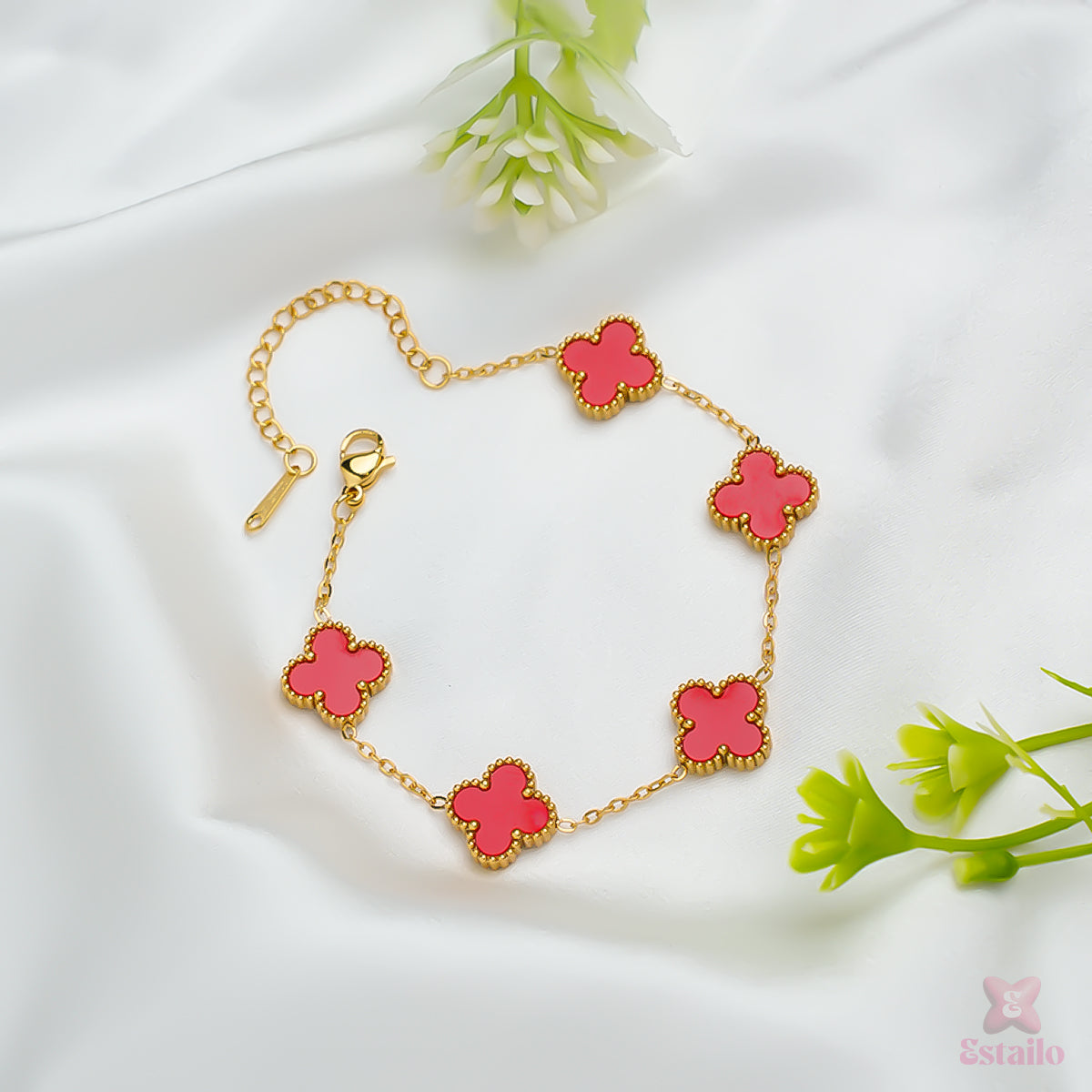 Royal Blossom Clover Bracelet