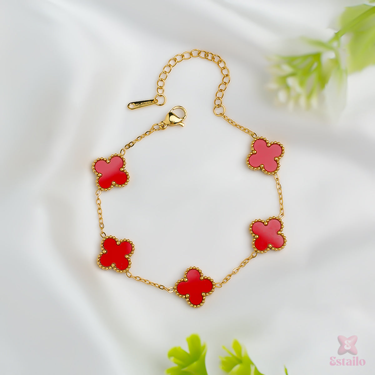 Royal Blossom Clover Bracelet