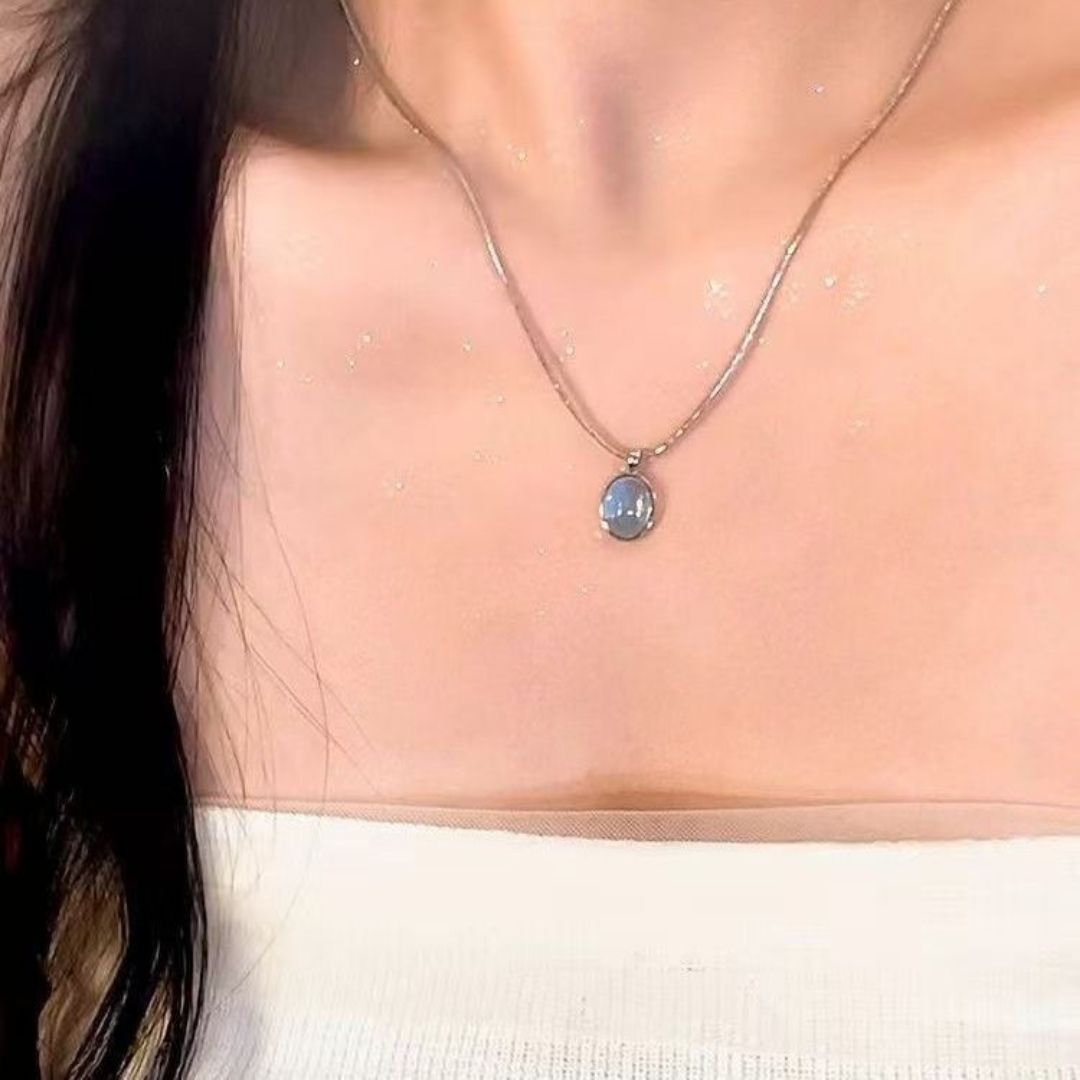 Silver Moonstone Necklace