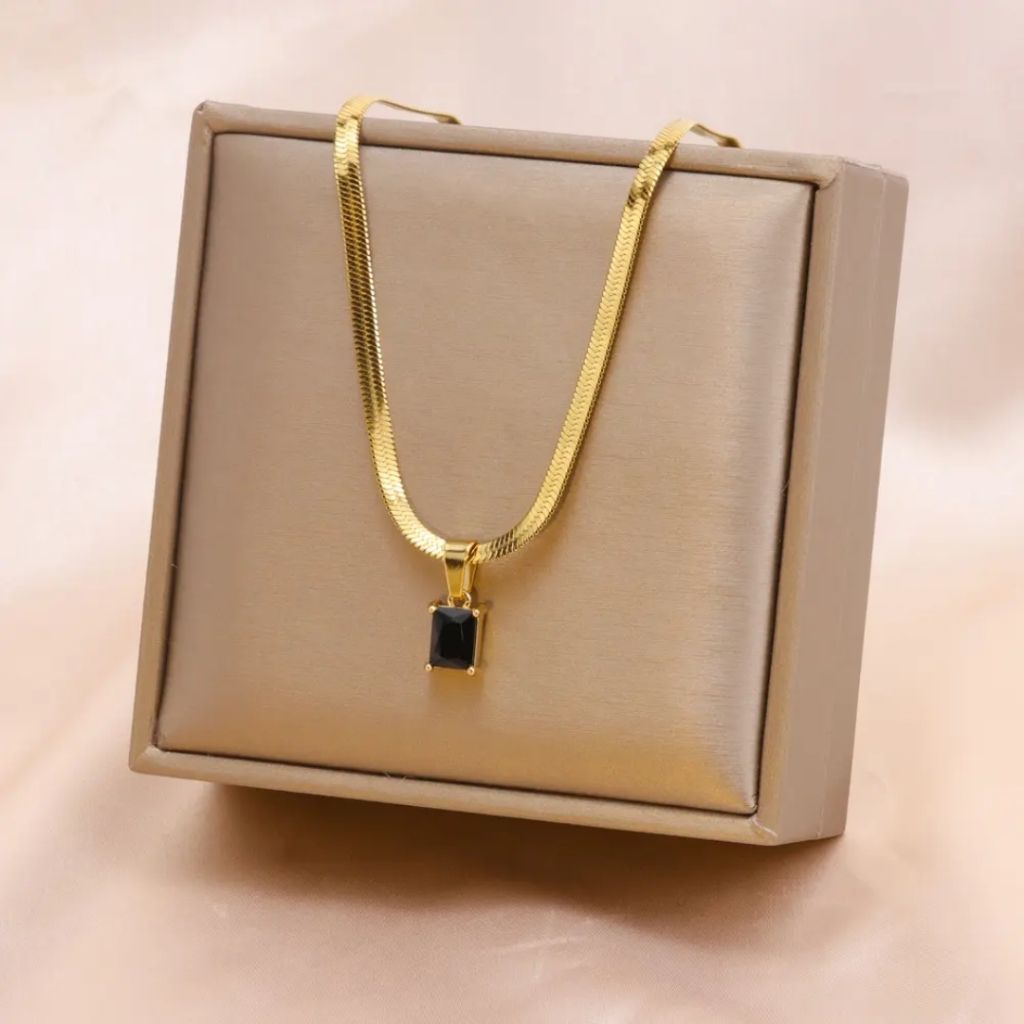 Midnight Gem Chain Necklace