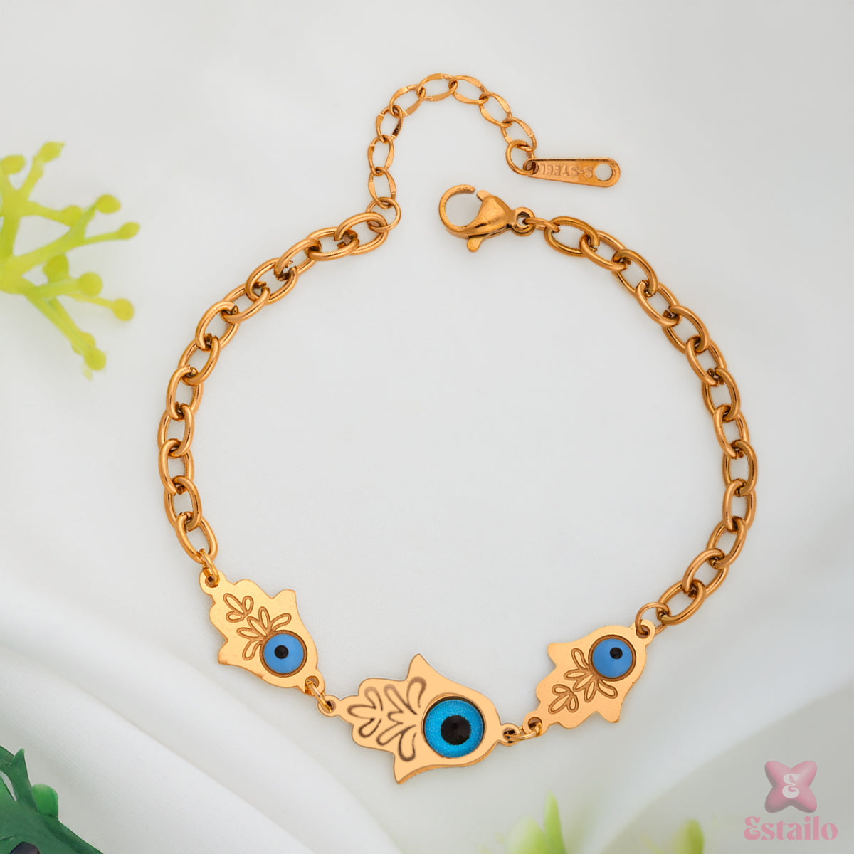 Youthful Hamsa Chain Bracelet