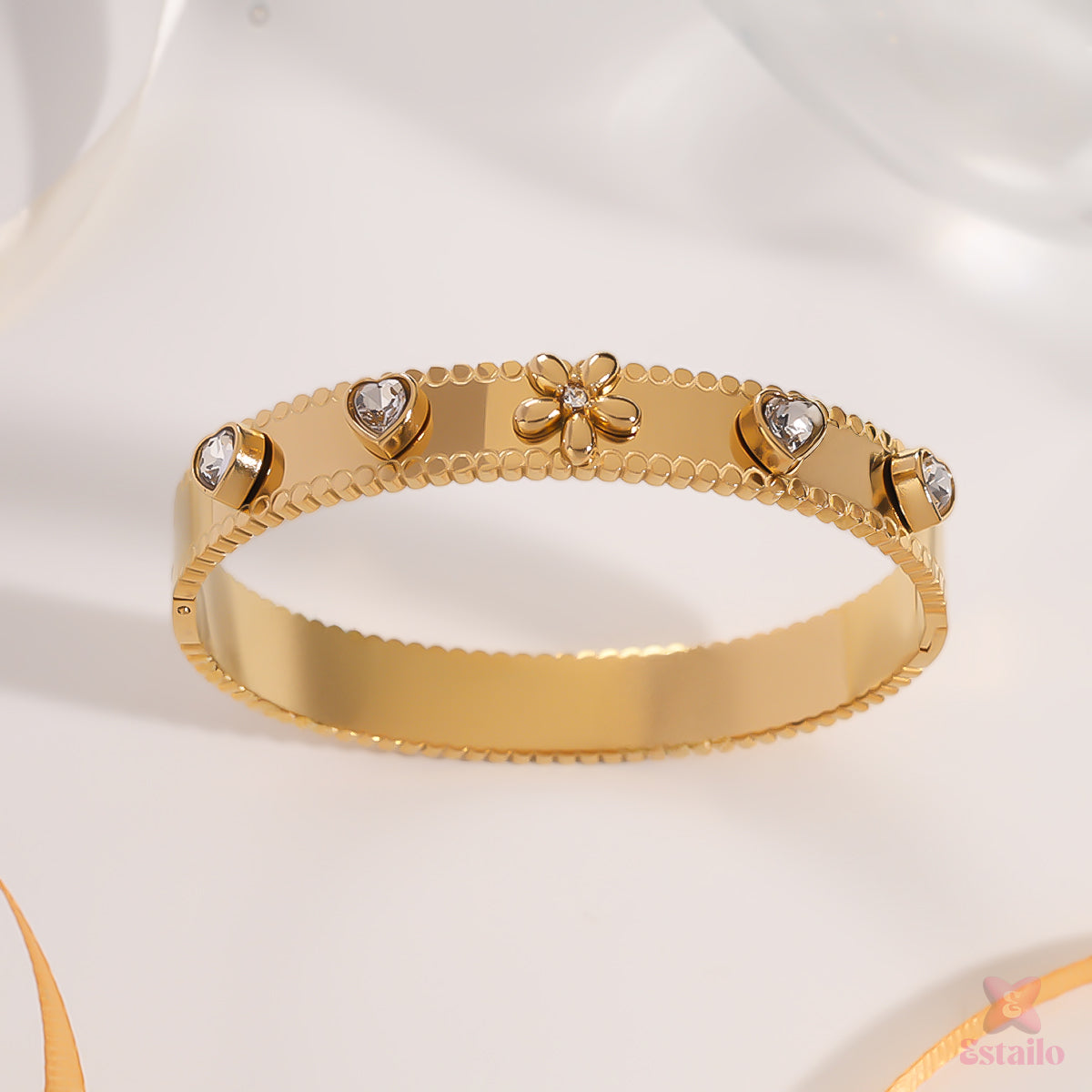 Ethereal Daisy Bracelet