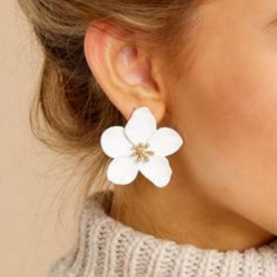 As Pretty as Daisy Earrings
