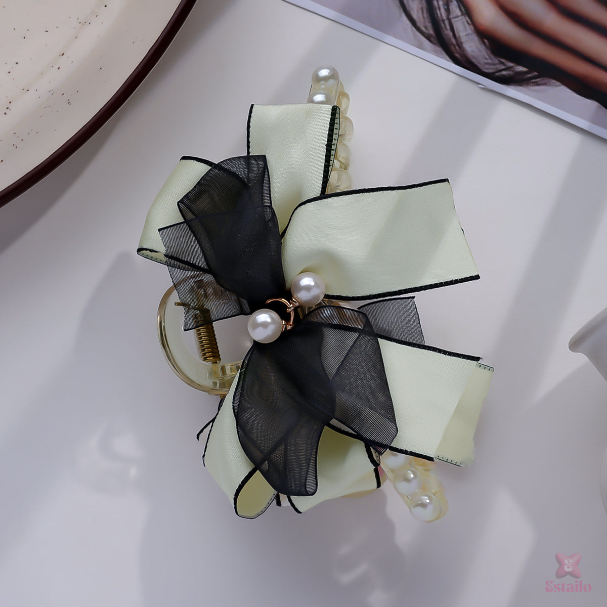 Twinkle Tie Hair Claw