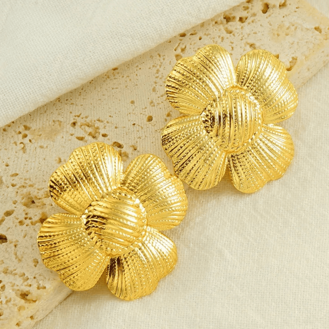 As Pretty Golden Flower Earrings