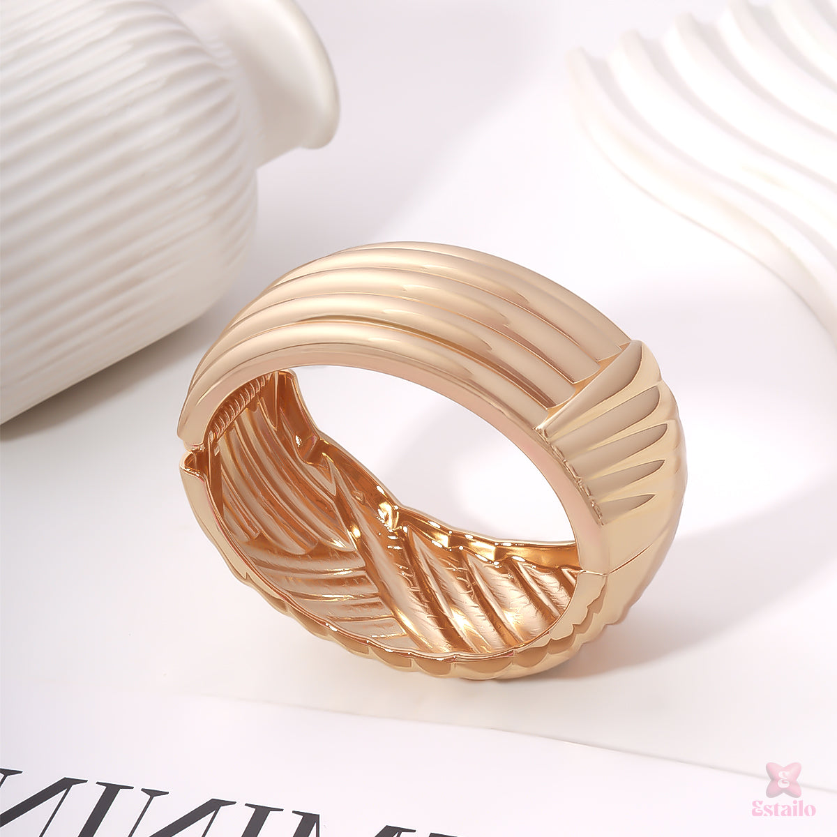 Gleamline Luxe Bracelet