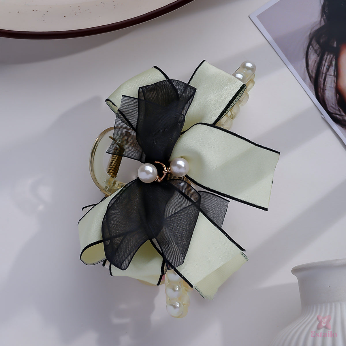 Twinkle Tie Hair Claw