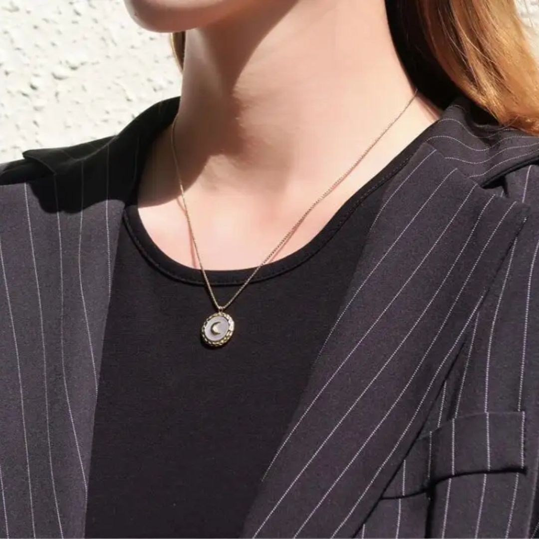 Chain Moon Necklace