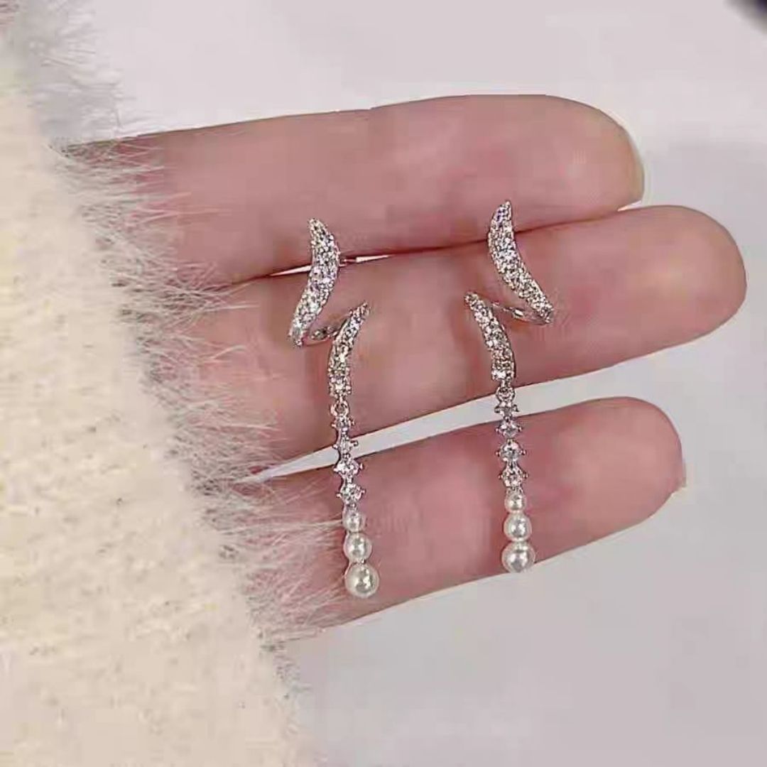 Silver Glimmer Droplet Earrings