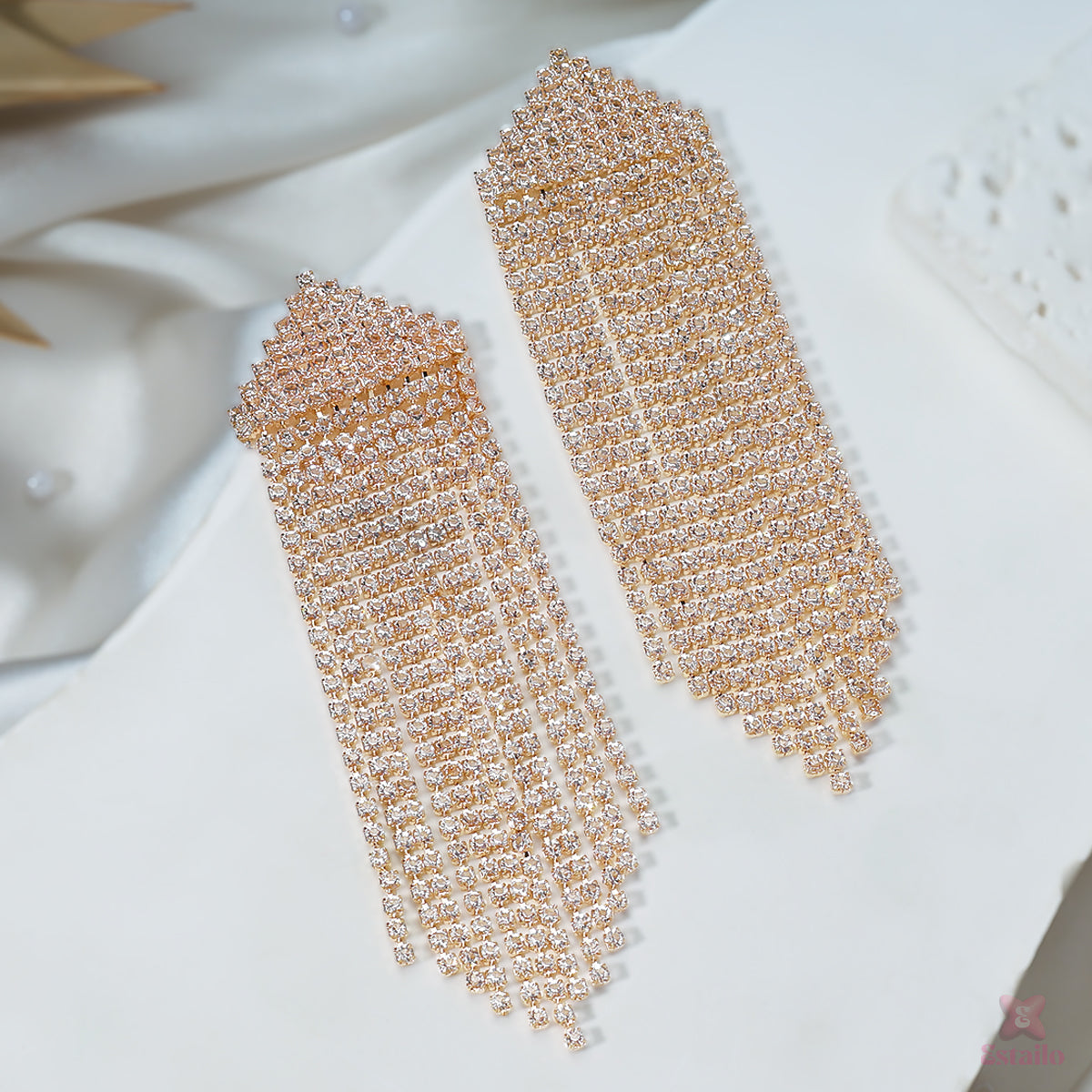 Exquisite Crystal Dangles Earrings