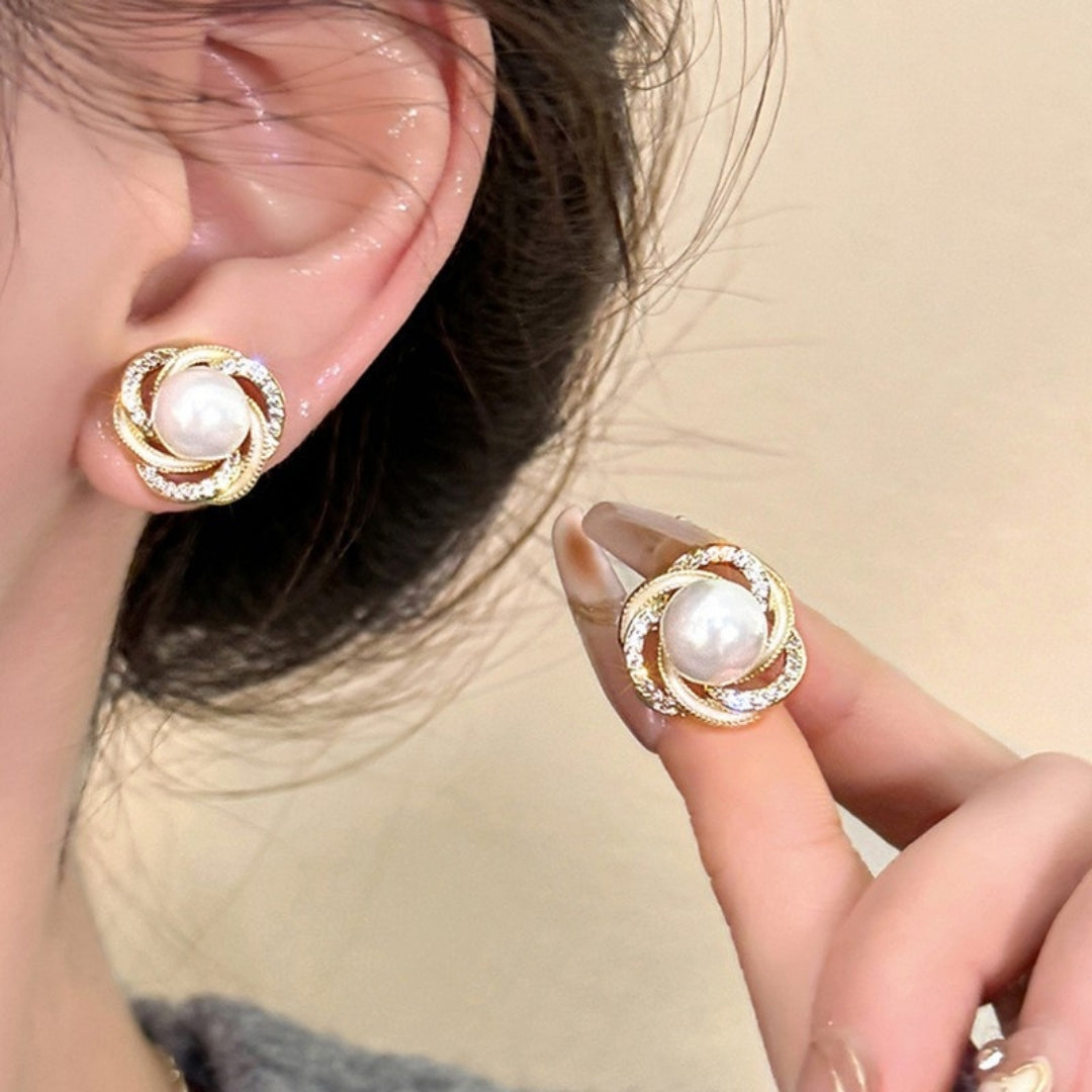 Pearl Vortex Studs Earrings