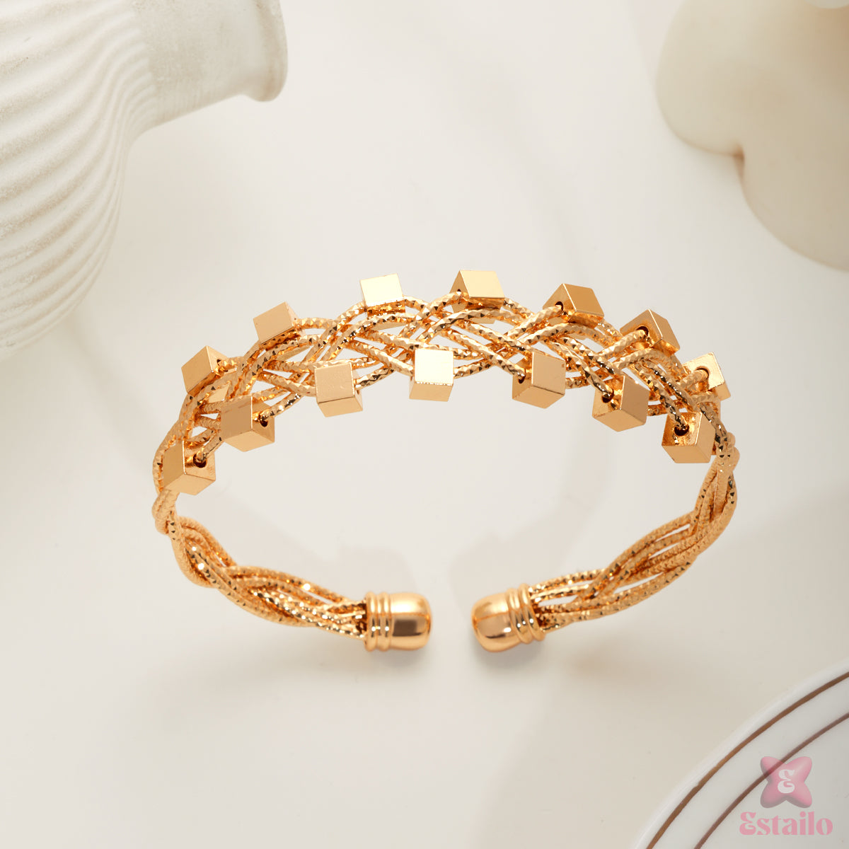 Golden Cube Link Bracelet