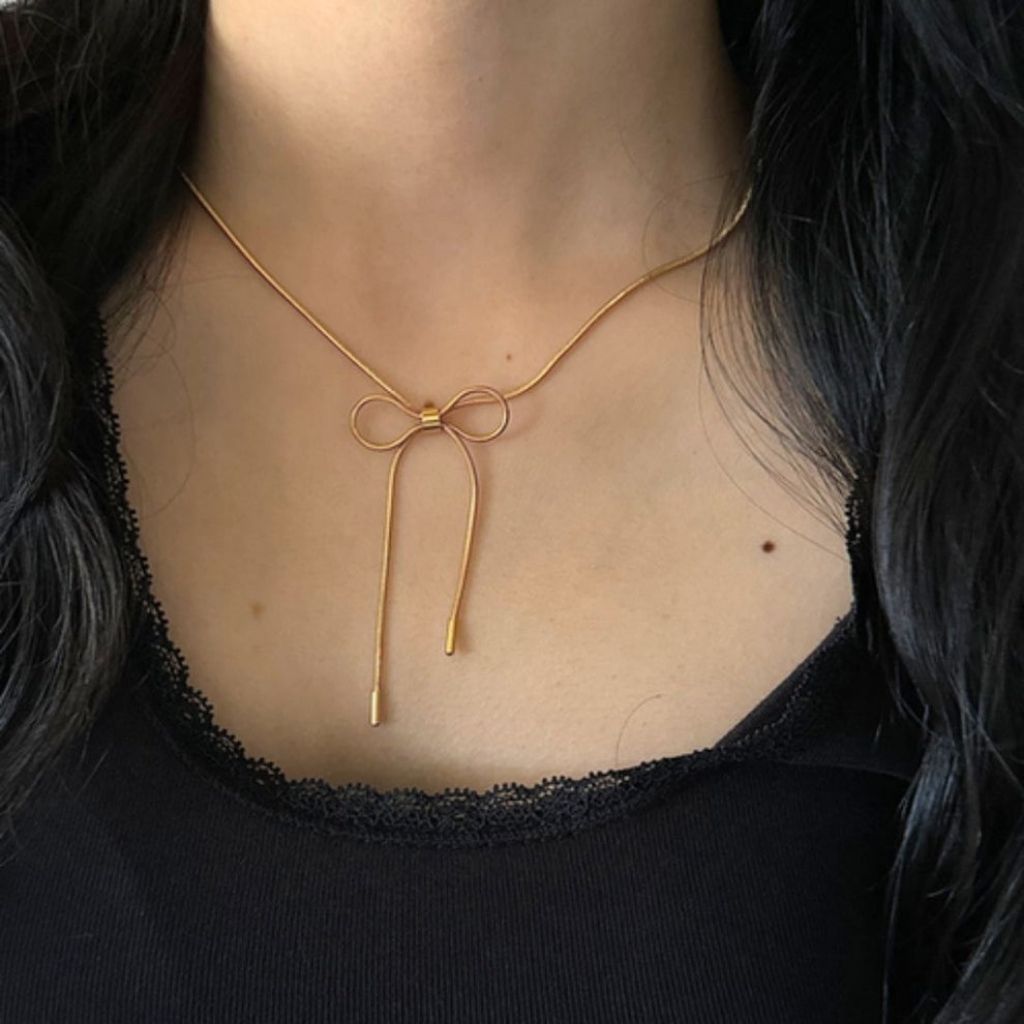 Twist of Gold Necklace