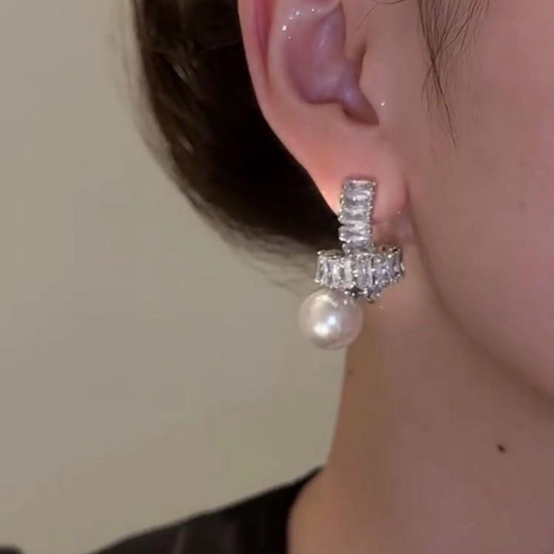 Athena's Grace Pearl Earrings