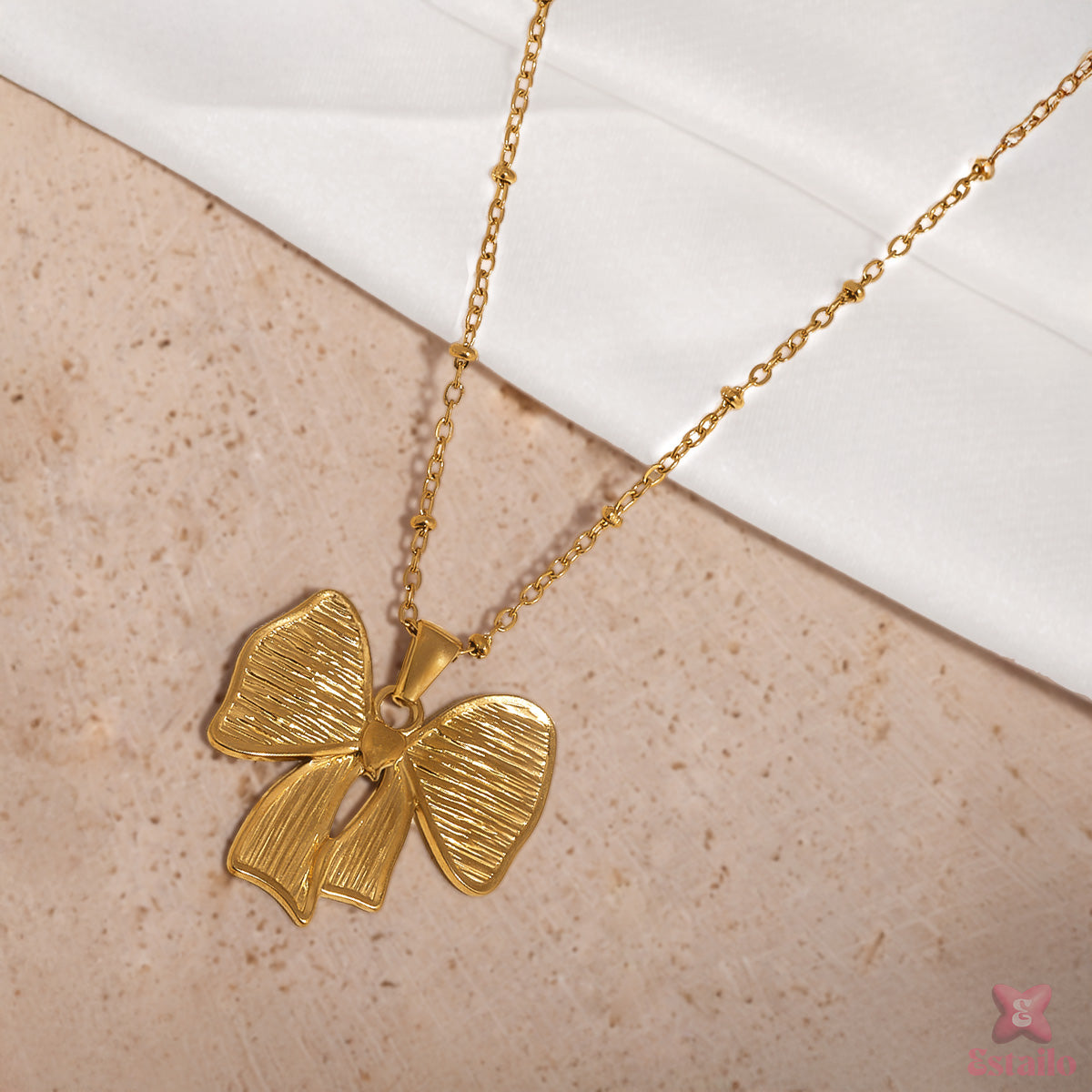 Sweet Bow Belle Neckpiece