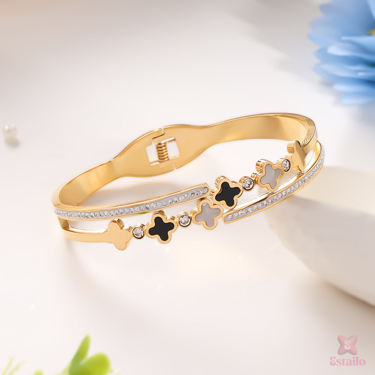 Golden Aura Clove Bracelet