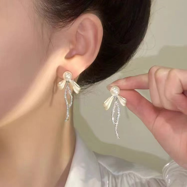 Celestial Pearl Ribbons Earrings