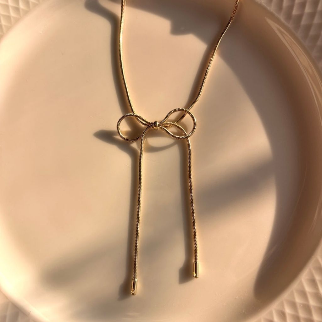 Twist of Gold Necklace