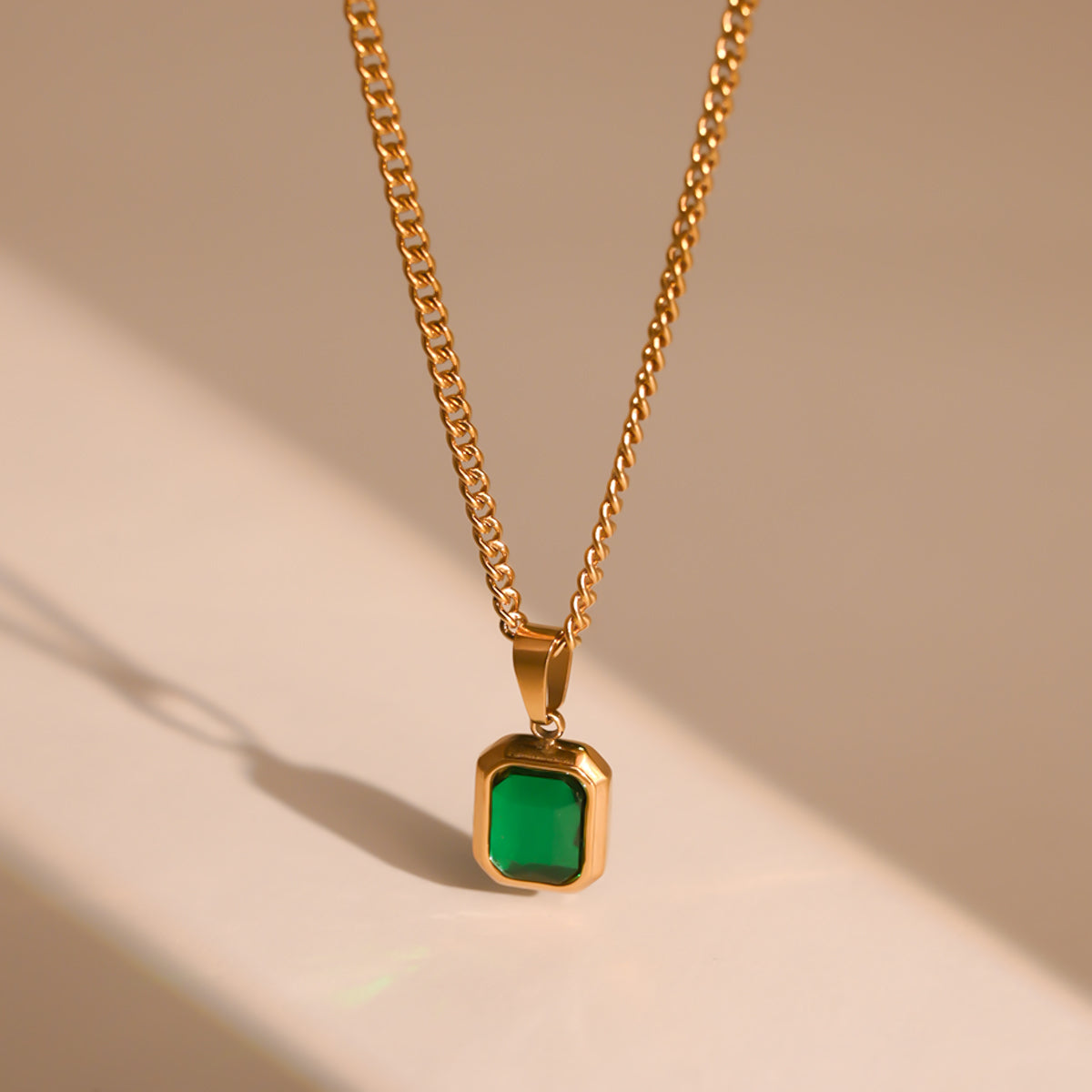 Gleaming Gold Necklace