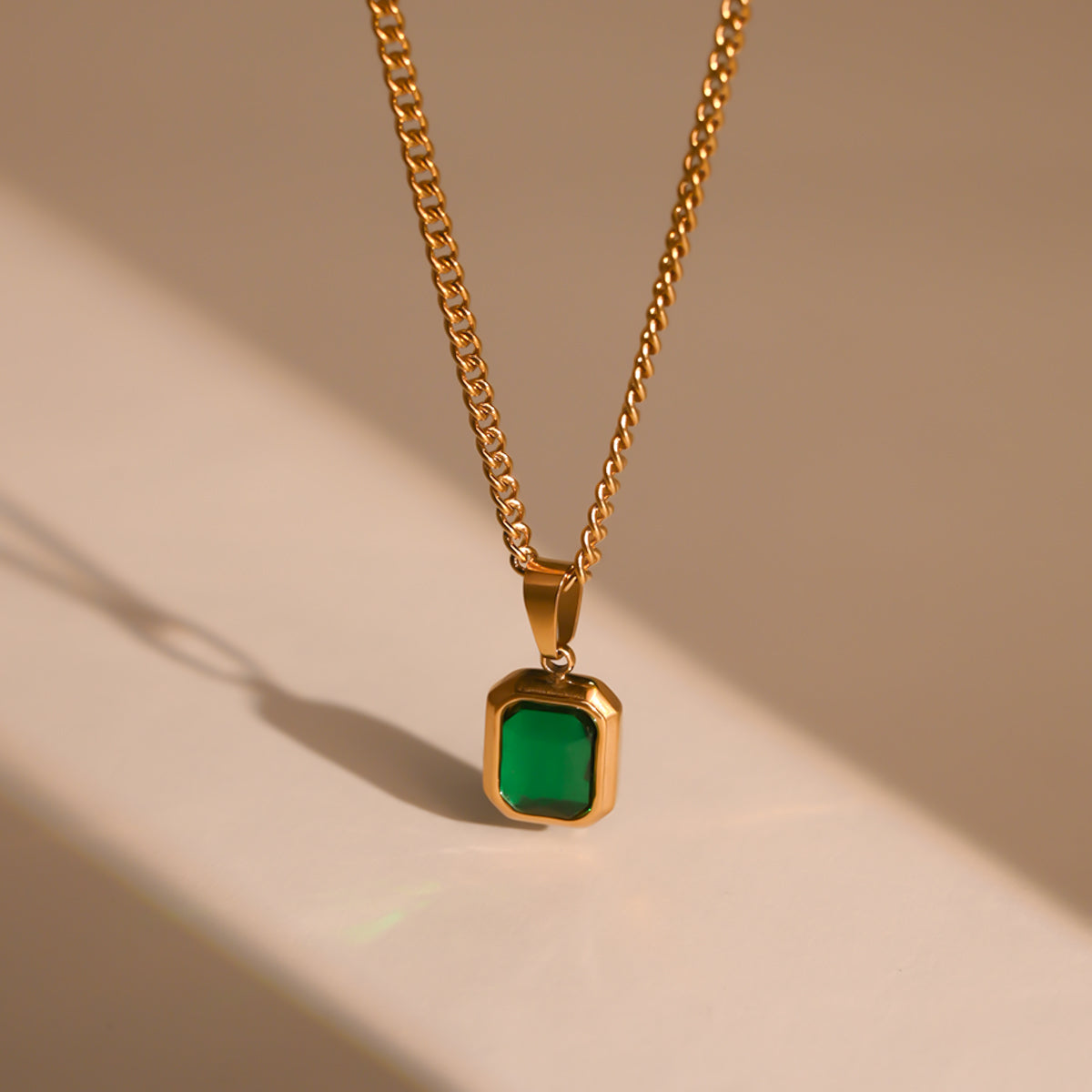 Gleaming Gold Necklace