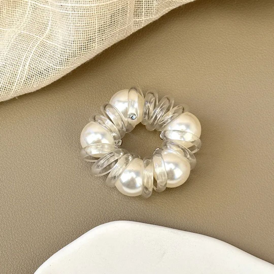 Pearl Pop Scrunchie