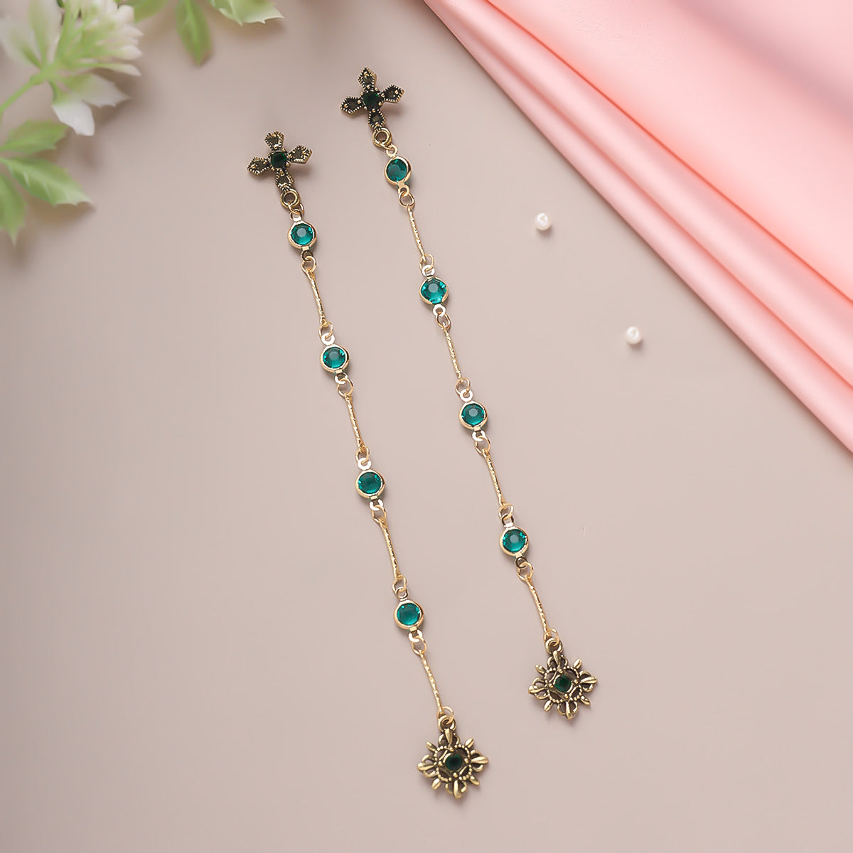 Heavenly Swing Longchain Earrings