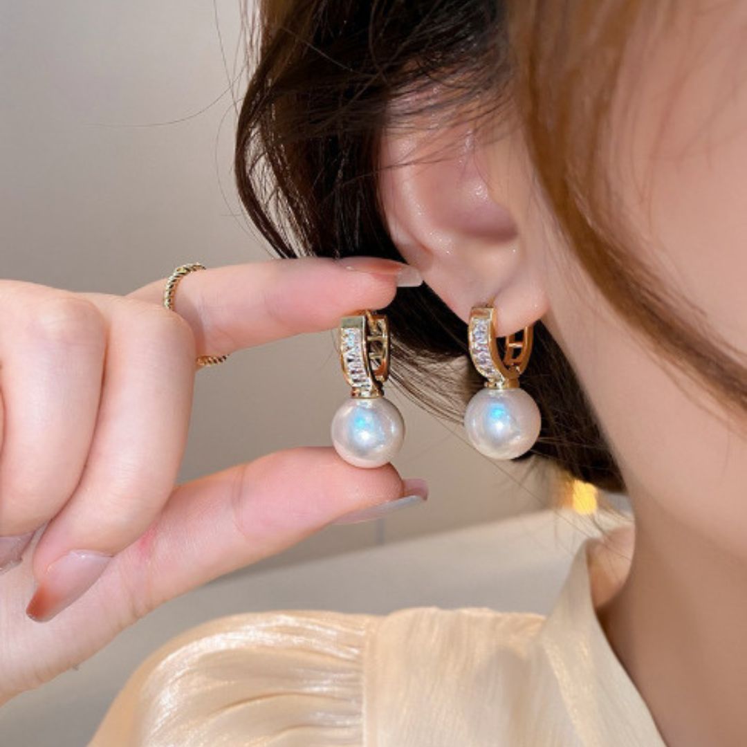 Baguette Pearl Dangles Earrings