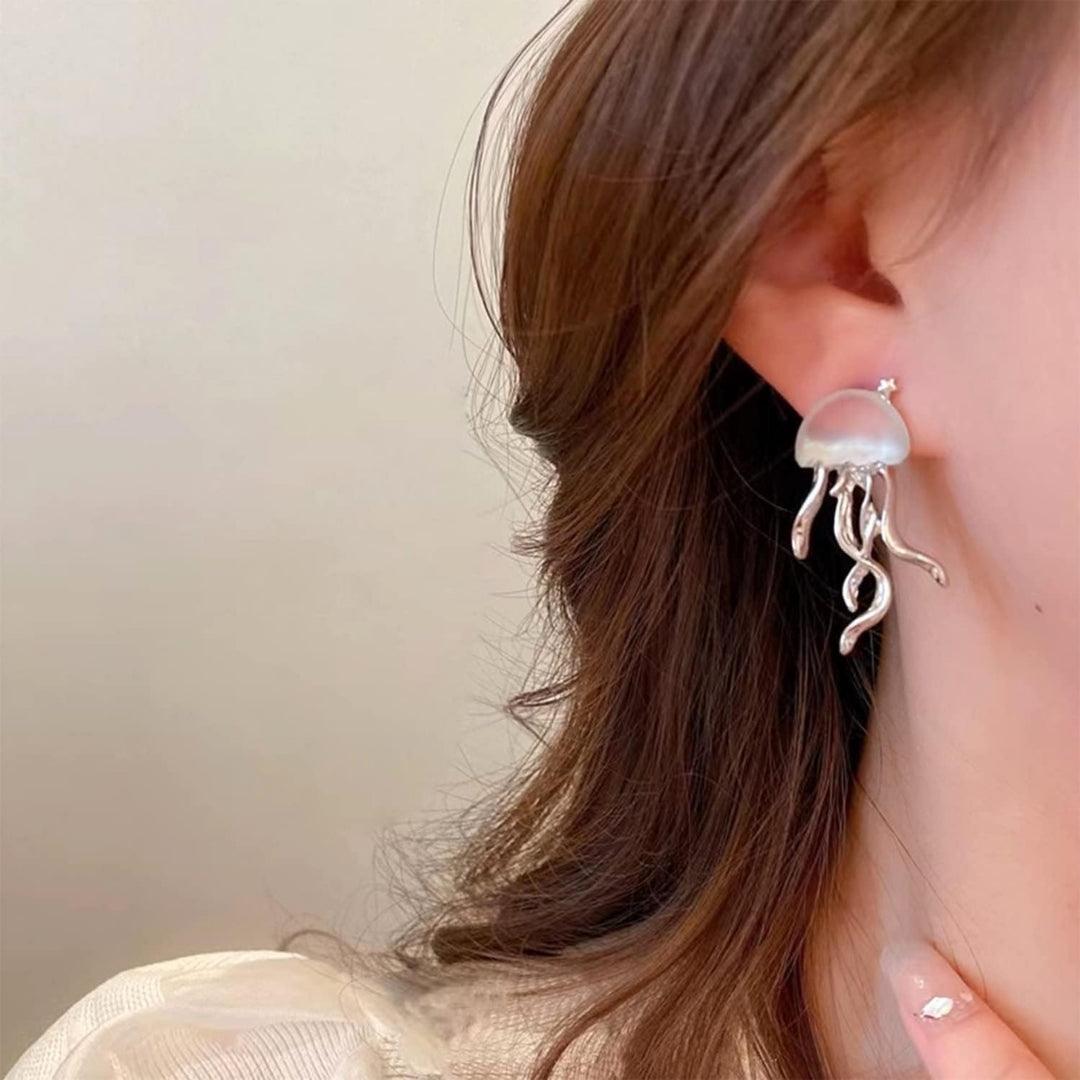 Bold Chic Earring