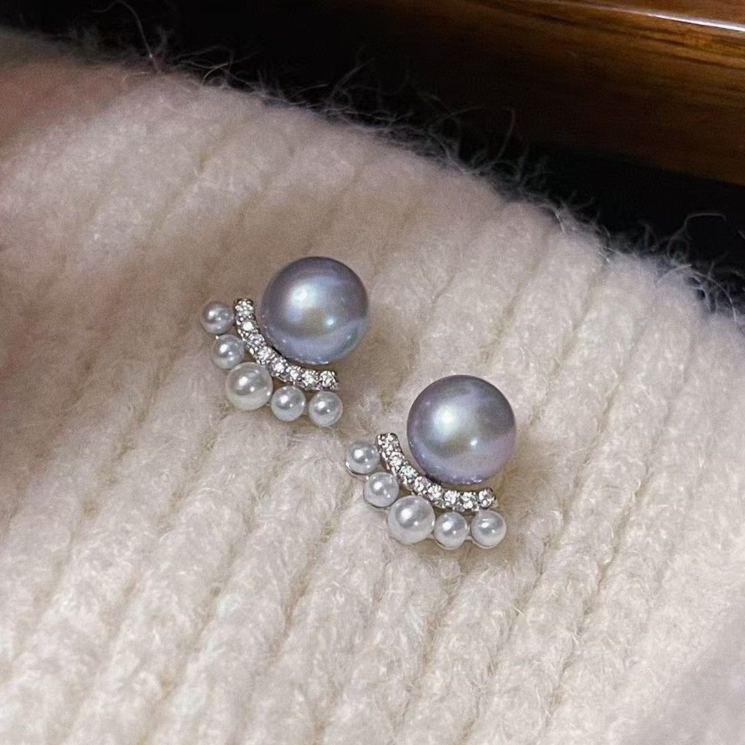 Sweetheart Pearl Arcs Earrings