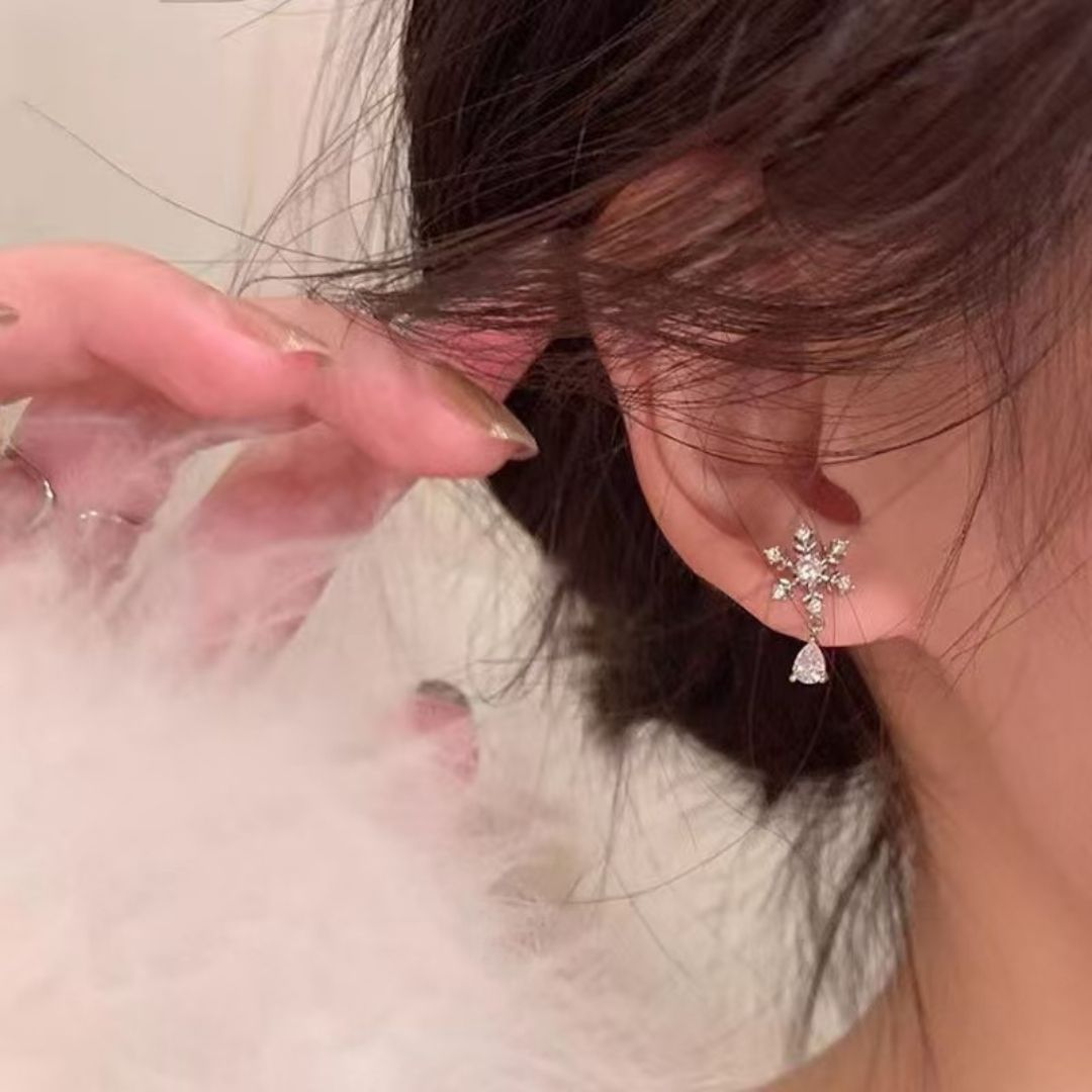 Midnight Snowfall Studs Earrings