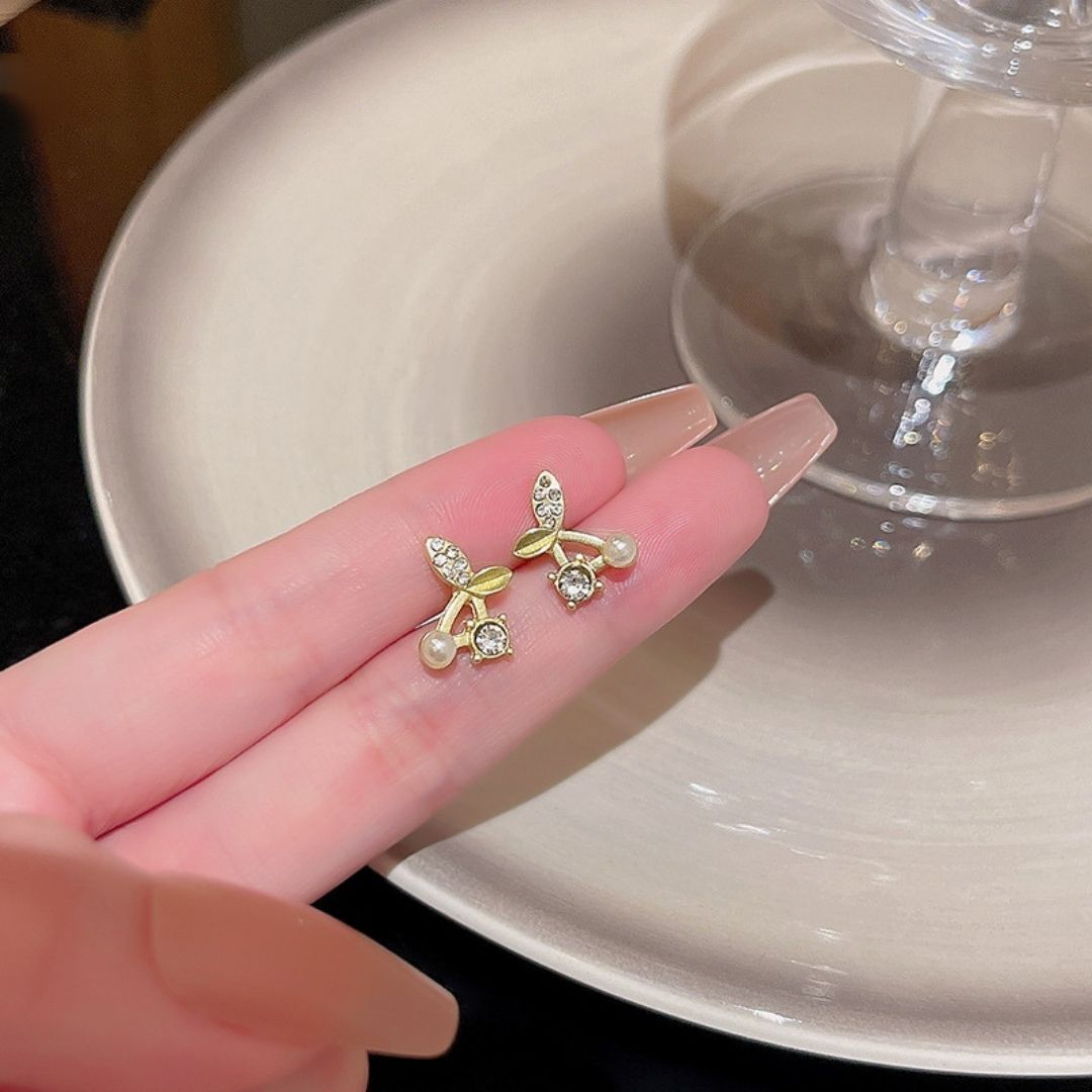 Elegant Twig Pearl Drops Earrings