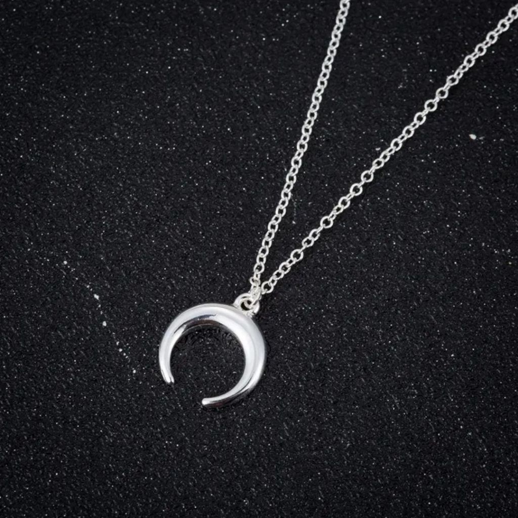 Crescent Glossy Neckpiece