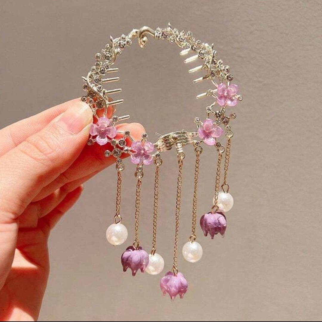 Floral Pearl Drop Claw Clip