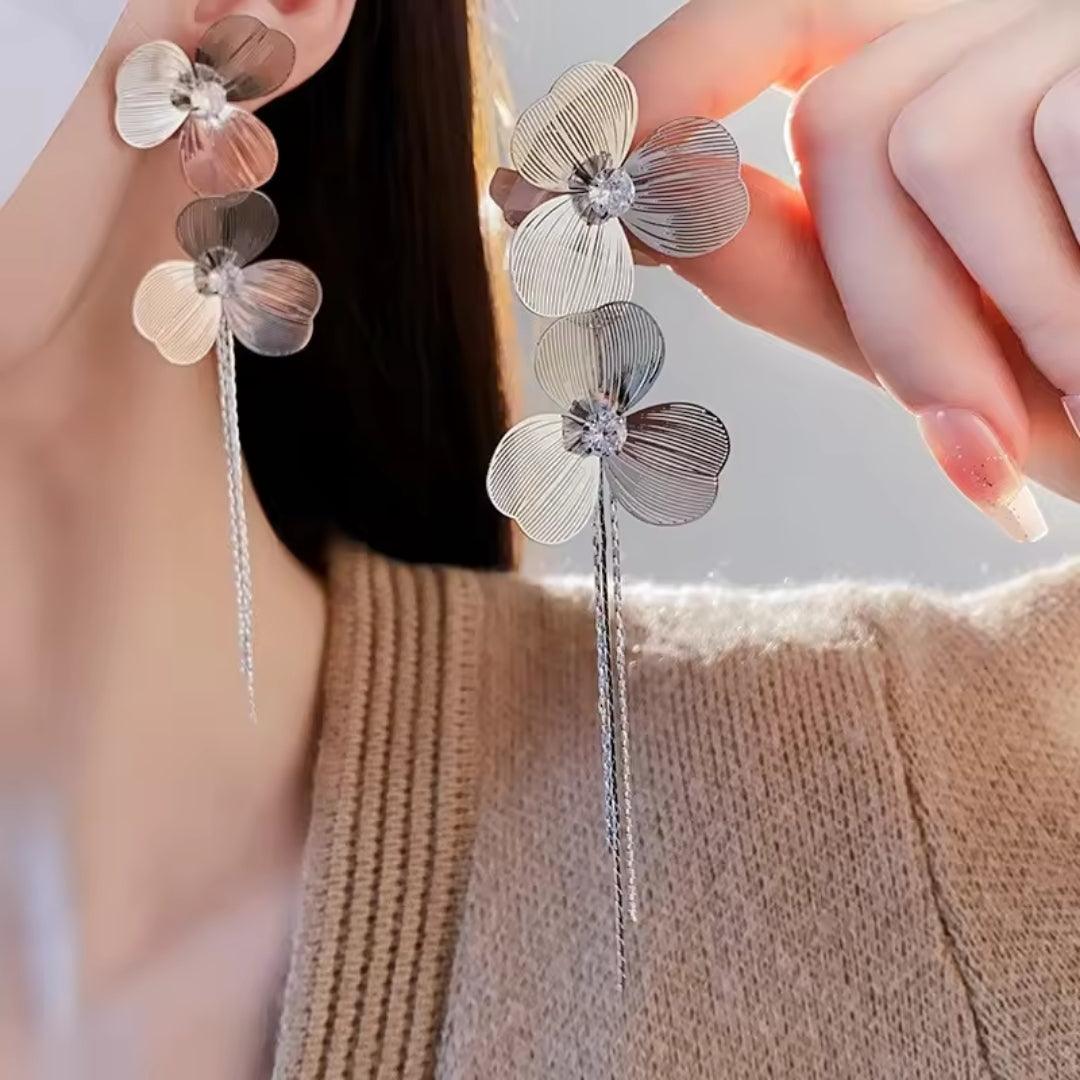 As Fresh As Daisy long chain Earring