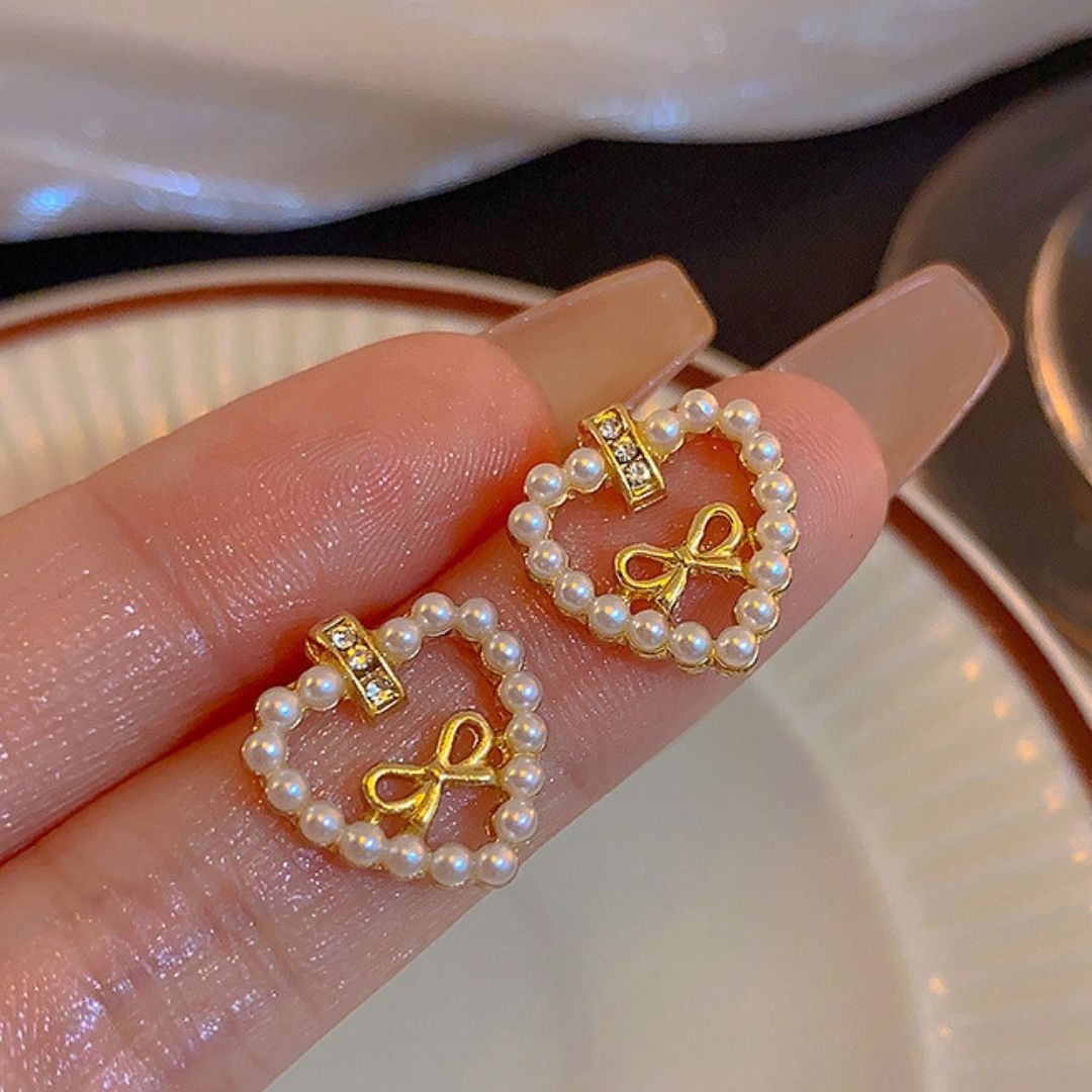 Love Knot Pearl Studs Earrings