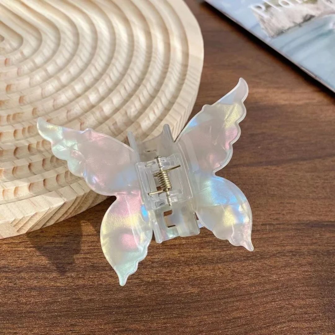 Shimmerfly Charm Claw