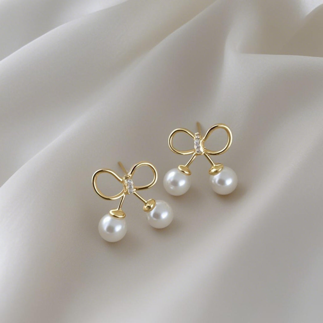Sweet Serenity Pearl Bow Earrings