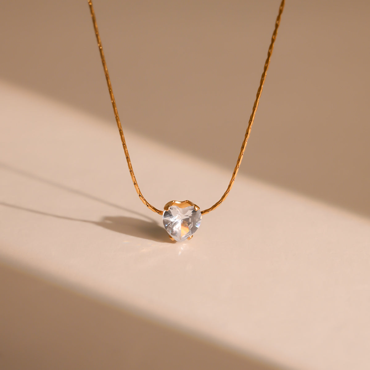 Bling Blogger Stone Neckpiece