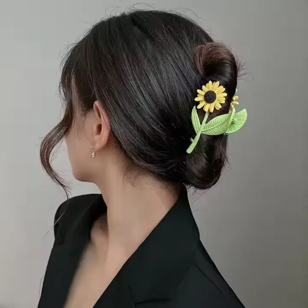 Summer Bloom Hair Claw