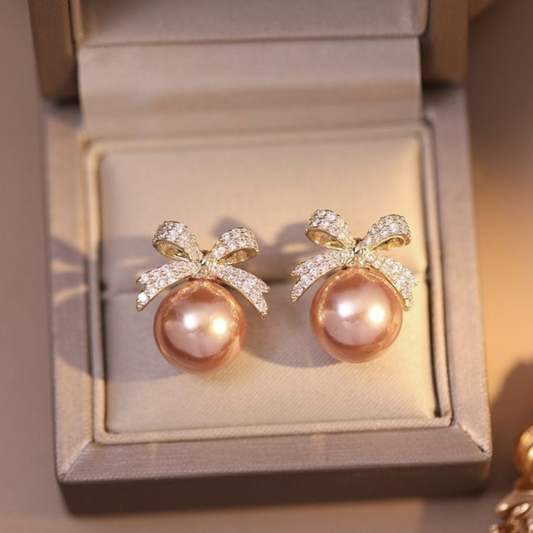 Knot Bow Pearl Earring