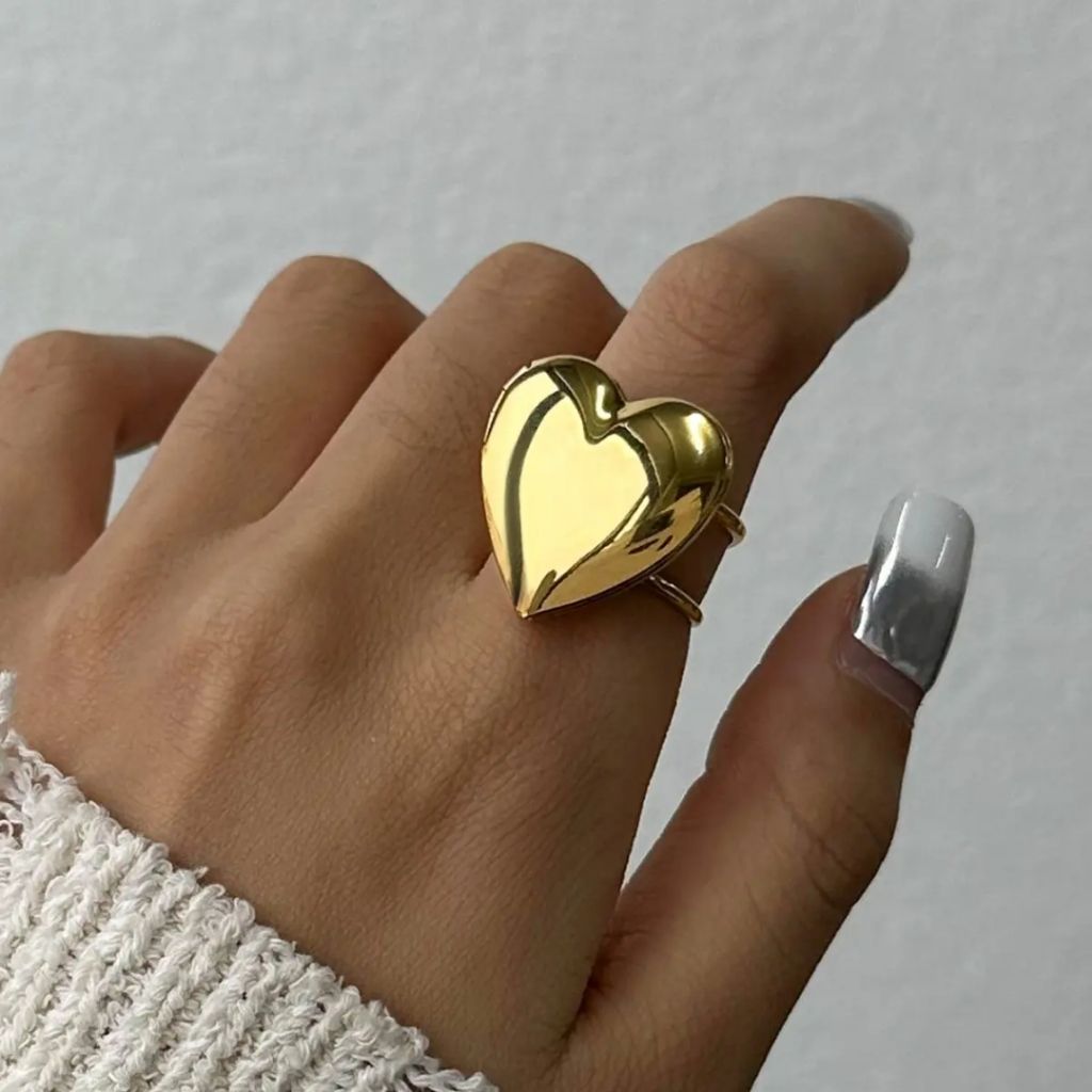 Glossy Heart Ring