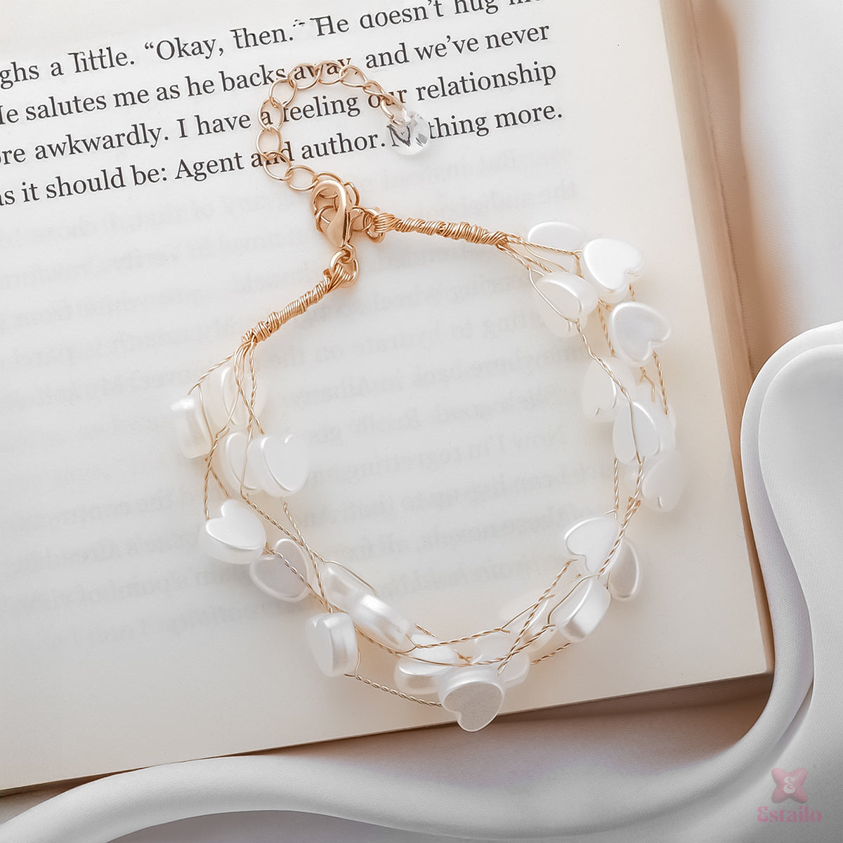 Pearly Hearts Chain Bracelet