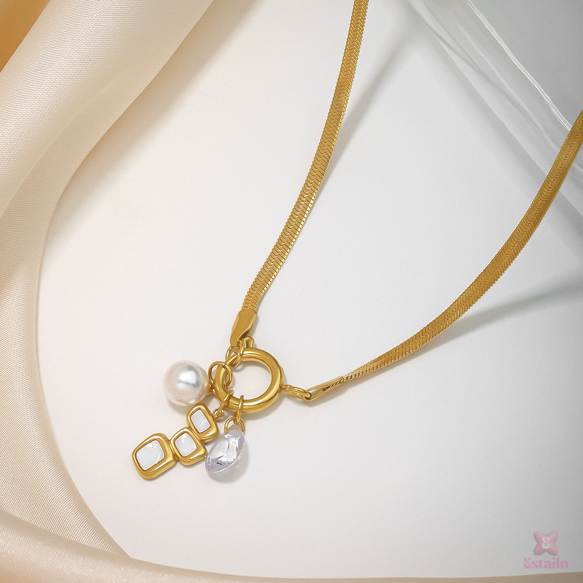 Lustrous Pearl Necklace