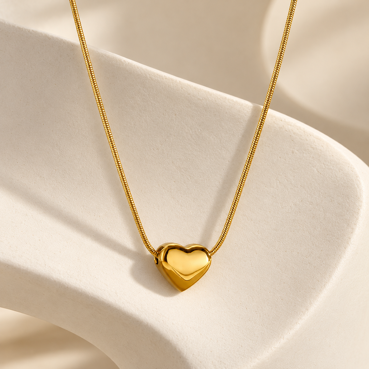 Chic Heart Necklace