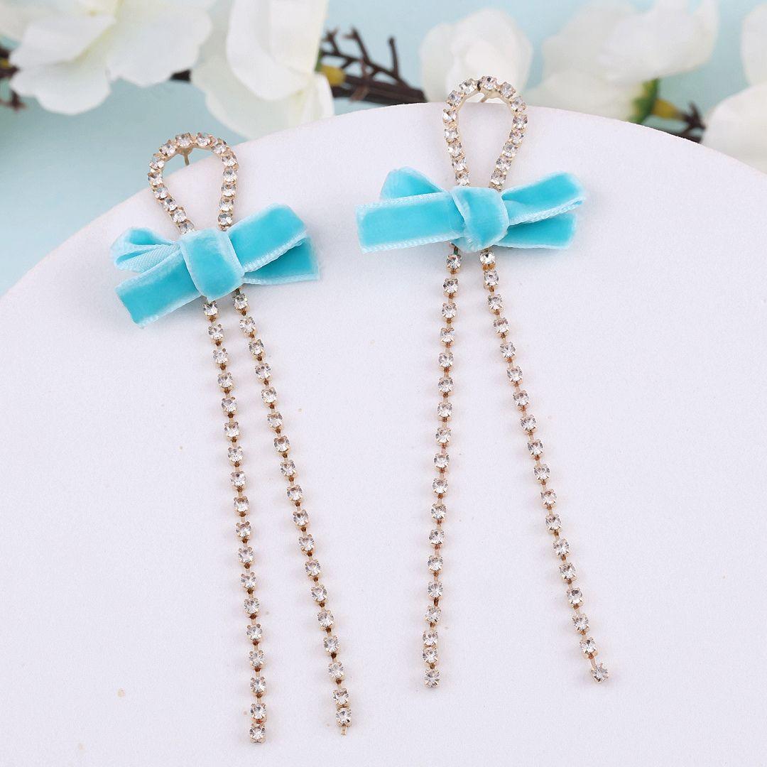 Dazzle Bow Earring